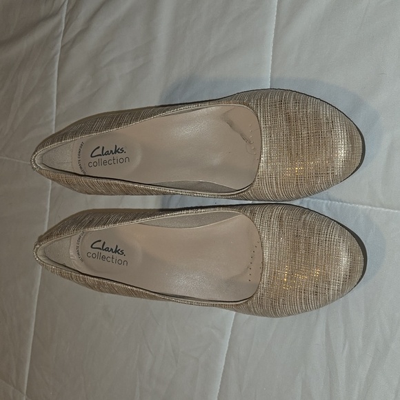 Clark's Collection Heels - Picture 2 of 8